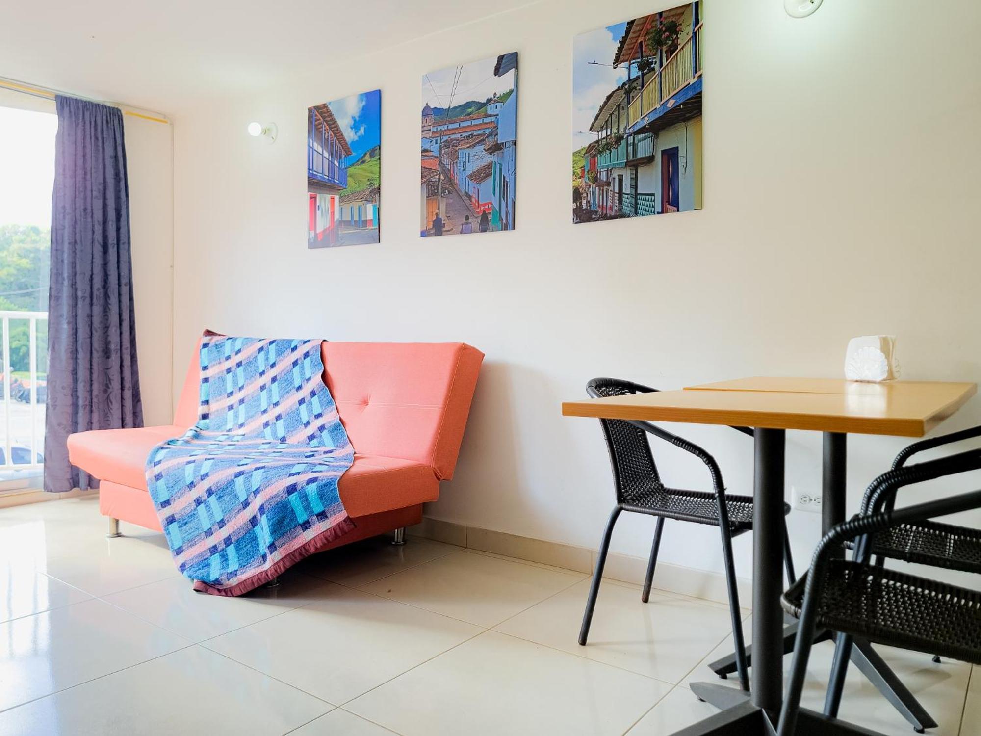 Hostal - Dona Elva A 15 Min Del Aeropuerto Rionegro Buitenkant foto
